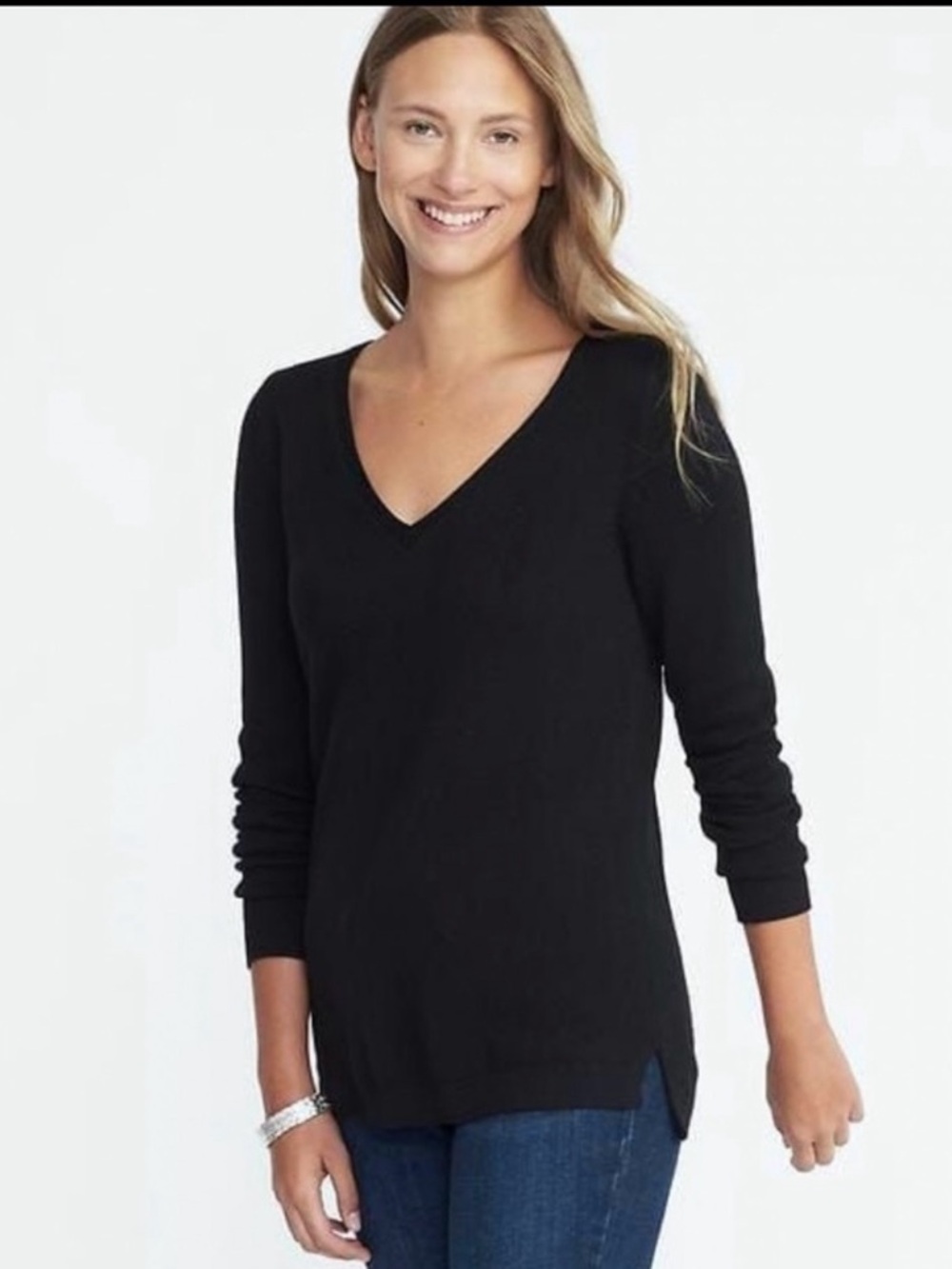 NWT Old Navy Classic V-Neck Sweater